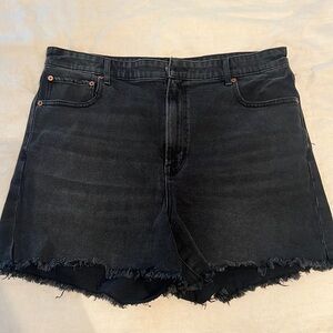 American Eagle Highest Rise Boyfriend Short